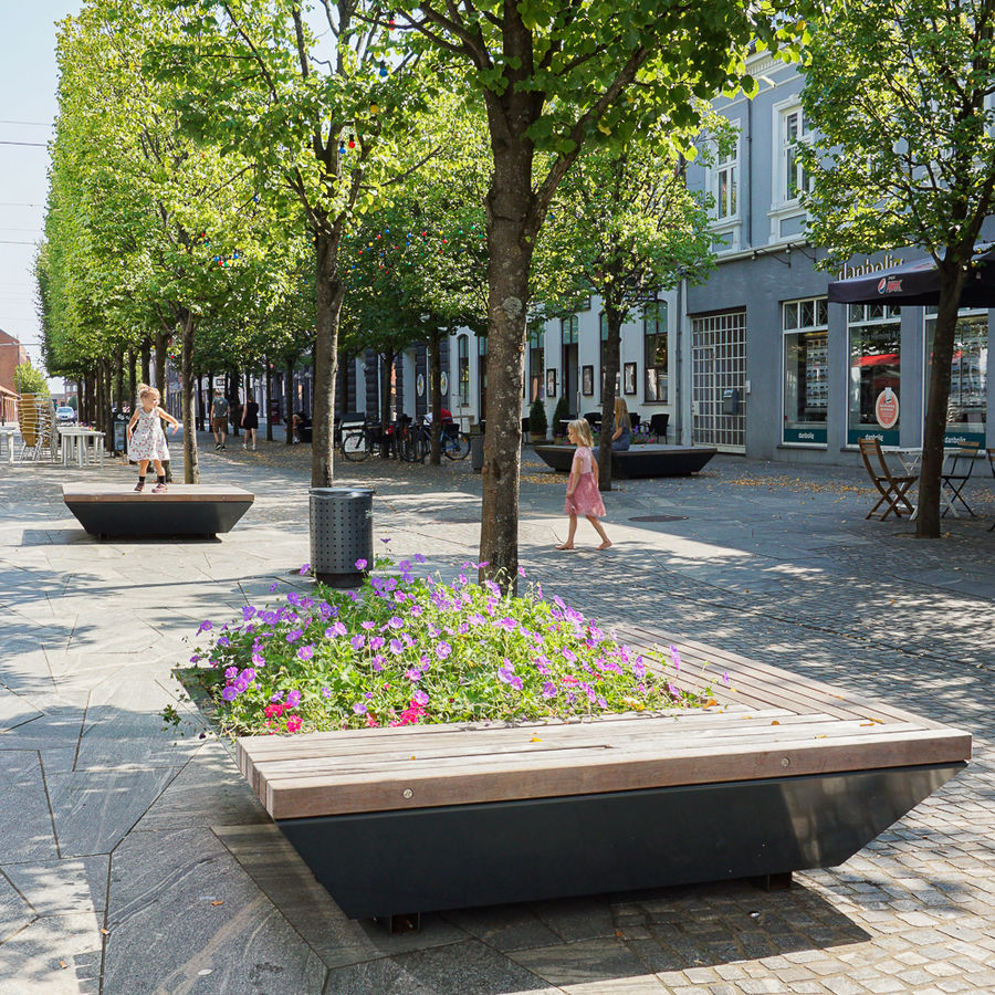 Solid Edge Green Benches | Streetlife | ESI External Works