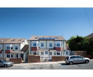 Thin-joint system used for low energy apartment block