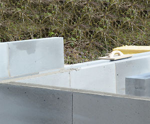 Celcon Thin-Joint system for aircrete blockwork