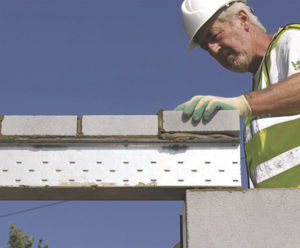 Celcon coursing units - small aircrete blocks for wall construction