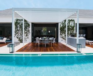 Ipe hardwood decking