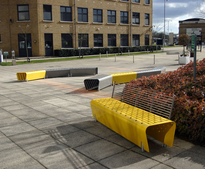 Coordinated benches & seats for Anglia Ruskin University