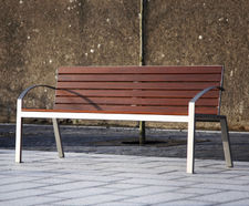s59.2 - mild/stainless steel and hardwood external seat