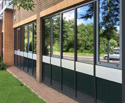 Reflective privacy window films