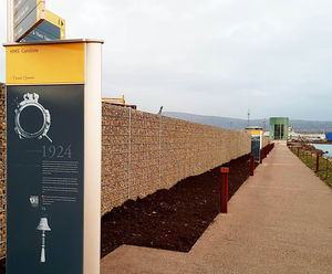 Natural Stone Fence™ for Belfast Titanic walkway