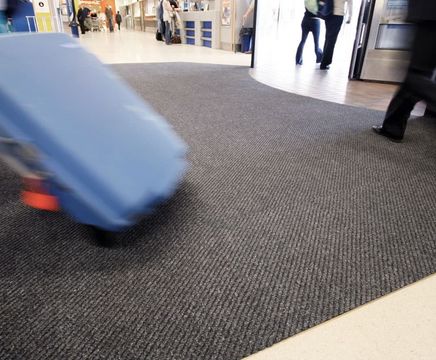 Toughrib Diagonal - Heavy-duty diagonal ribbed matting