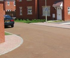 Durable NatraTex Cotswold® road surfacing for housing development