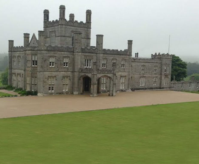 Blairquhan Castle courtyard resurfacing with Terrabound
