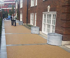 Resin bound paving for London apartment block
