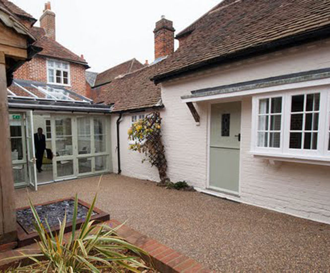 Surfacing for new breast cancer support centre