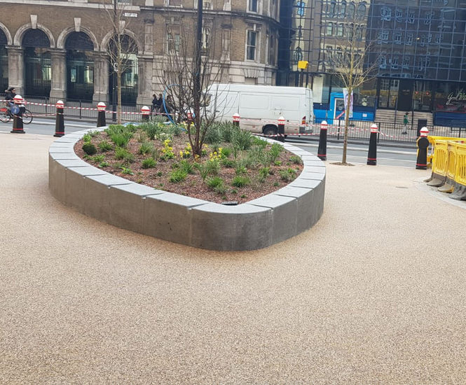 Resin bound surfacing for central London street scheme