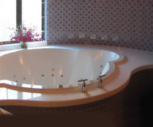 Bespoke and customised baths