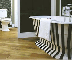 Osbourne traditional free-standing bath