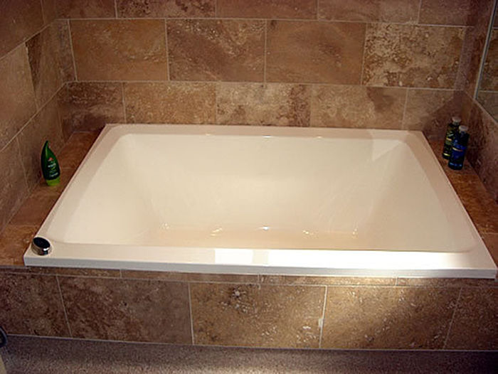 Xanadu Japanesestyle deepsoaking tub Design & Form ESI Interior