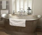 Bateau-style free standing tin baths