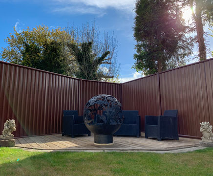 ColourFence - metal panel fencing with plain top