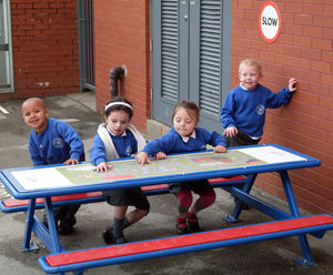 Outdoor picnic tables for schools