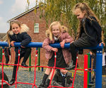 Steel trim trail for KS1 - Glendale Infant School