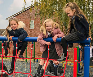 Steel trim trail for KS1 - Glendale Infant School