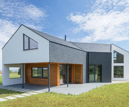 CUPA 17 - blue-black slate roof tiles with smooth surface
