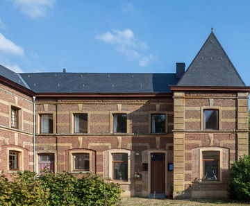 CUPA 25 blue-black slate roof tiles with smooth surface