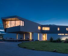 Rainscreen cladding for modern and sustainable new home