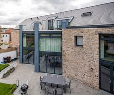 THERMOSLATE® roof solar collectors for barn conversion