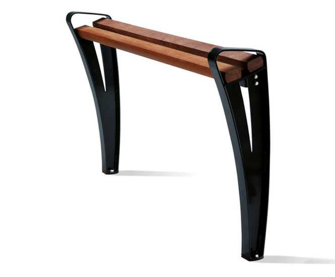 Vivanti standing support for elderly pedestrians