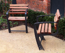 Vivanti one-seater chair with backrest for eldery users