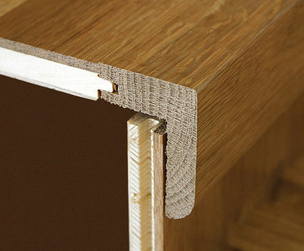 15mm grooved stair nosing
