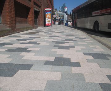 Nu-Cryl WRS Colour Enhancer for paving