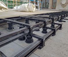 ALUrail and pedestal system for Selfridges' roof terrace