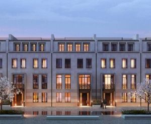 Adjustable pedestals for Chelsea Barracks roof terraces