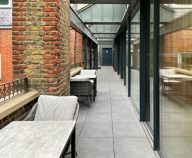 Porcelain tiles and pedestals - BAFTA HQ, London