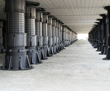 DPH pedestals - adjustable polypropylene supports for raised flooring