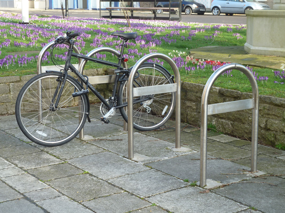 Rounded A cycle rack Cycle Works