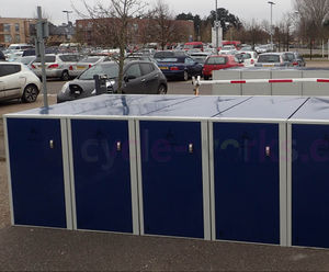 Colour-coded cycle lockers - Cambridge Park & Ride sites