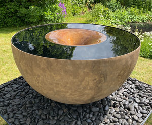 Bespoke project creates The Specular™ water sculpture