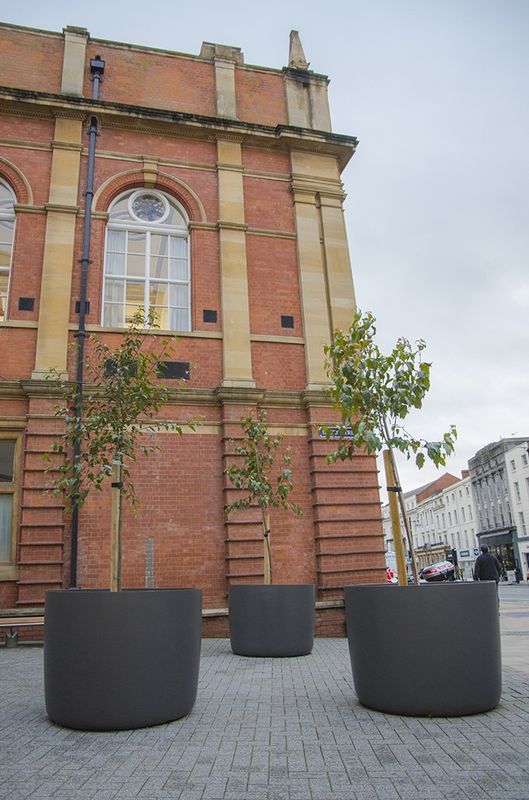 Images for FRC planters pedestrian shopping area, Leamington Spa
