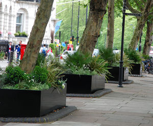Bespoke steel tree planters for Park Lane hotel