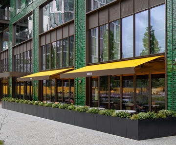 Bespoke steel planters for restaurant in Embassy Gardens