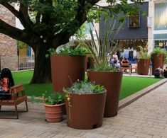 Conical planters for redeveloped shopping area – Bristol