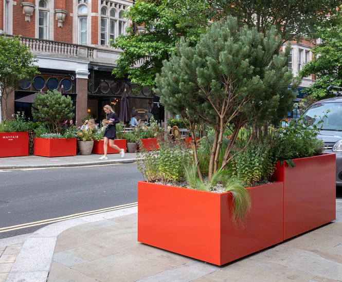 Bespoke steel planters for public realm