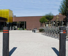 Square Bollard - recycled plastic traffic bollard with diamond top