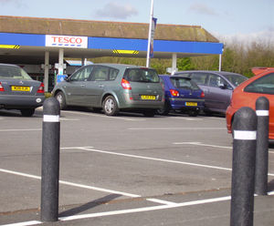 Dome Top Bollard - recycled plastic reflective traffic post