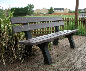 Porto - recycled plastic bench