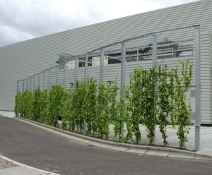 Green wall cover for industrial units