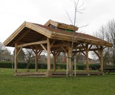 Outdoor classroom with green roof - Dore Primary School