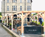 Bespoke pergola for Bank House restaurant's outdoor area