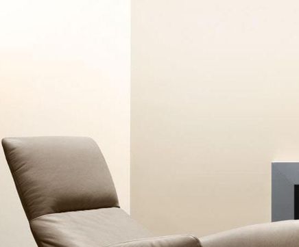 The PILLOW reclining chair from Poltrona Frau